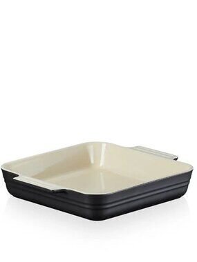 LE CREUSET Enamel Glazed Stoneware Square 9x9 in Baking Dish NWT